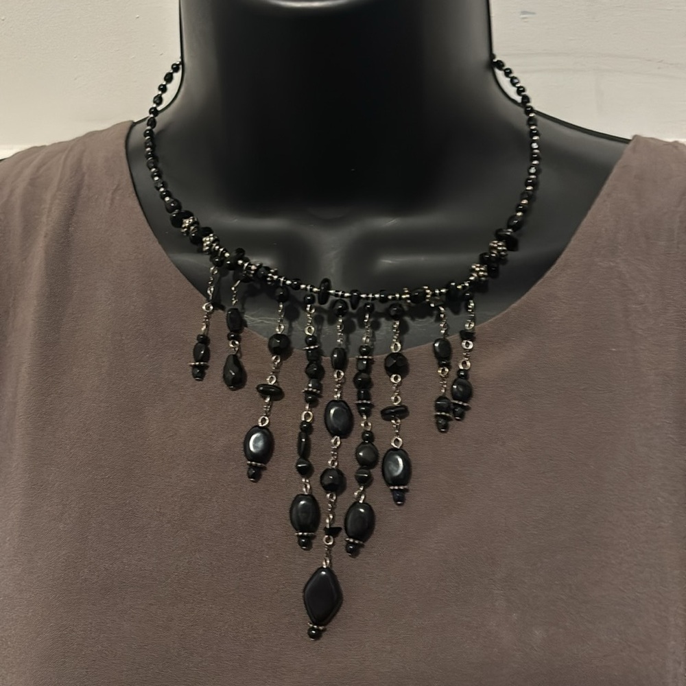 Vicky jousan black chockerElegant Black Beaded Necklace